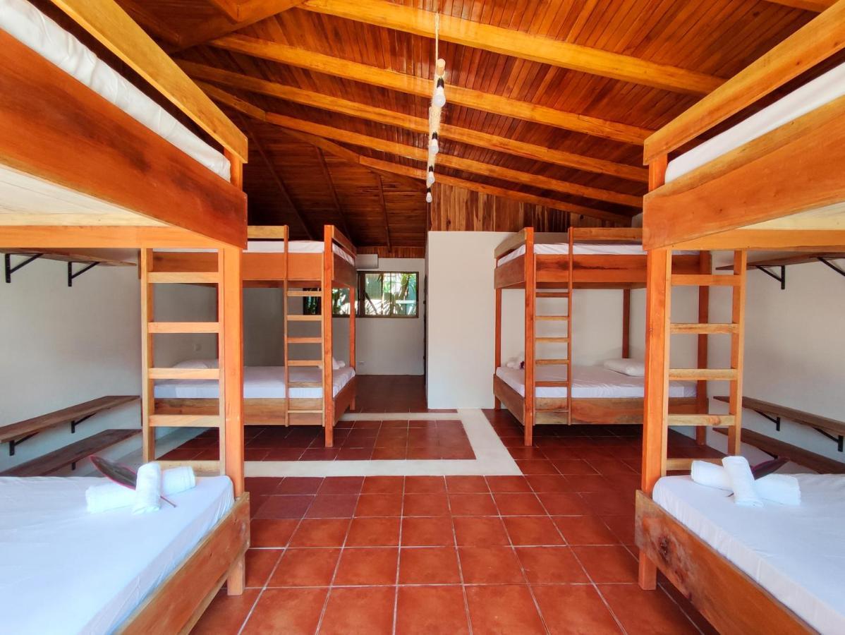 Ico Living Hostel Playa Santa Teresa  Exterior photo