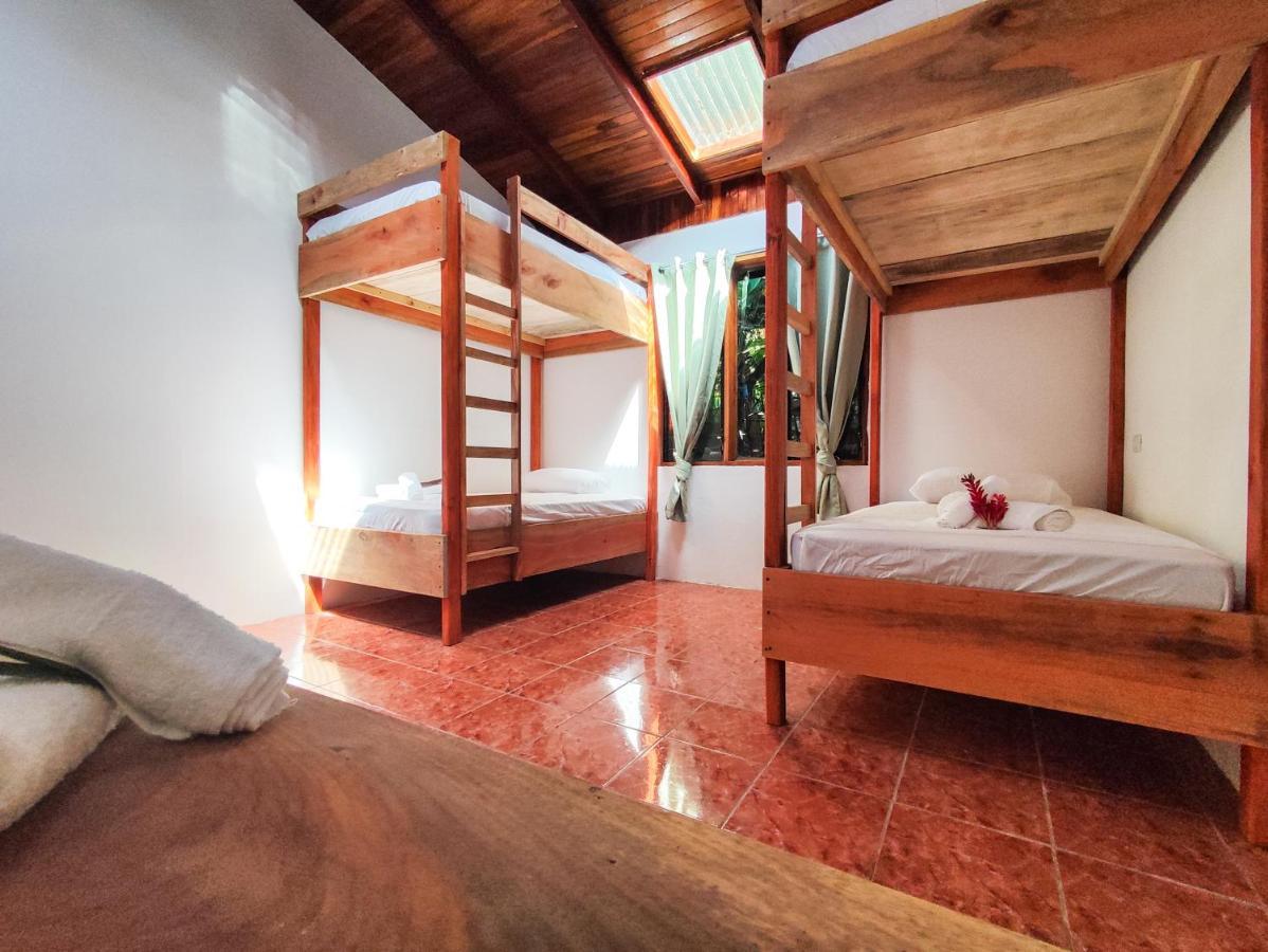 Ico Living Hostel Playa Santa Teresa  Exterior photo